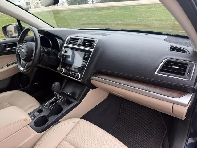 2018 Subaru Outback 3.6R Limited photo 5