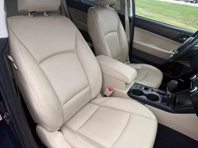 2018 Subaru Outback 3.6R Limited photo 6