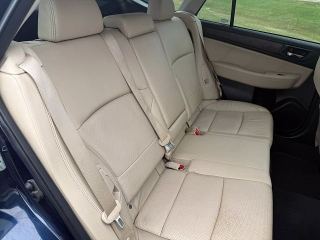 2018 Subaru Outback 3.6R Limited photo 7