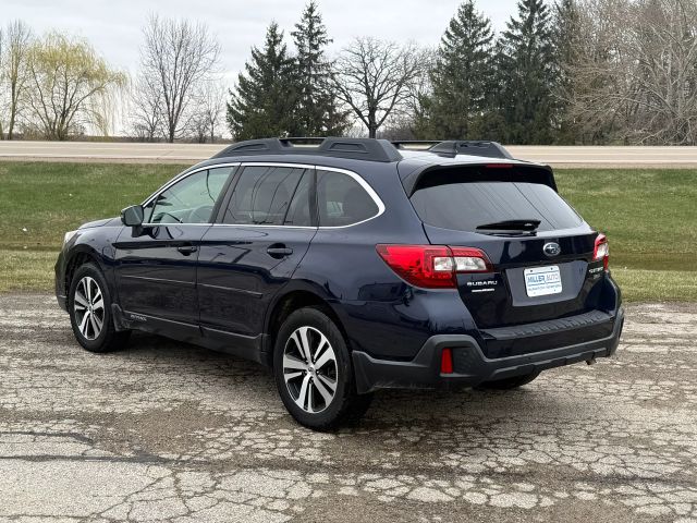 2018 Subaru Outback 3.6R Limited photo 3