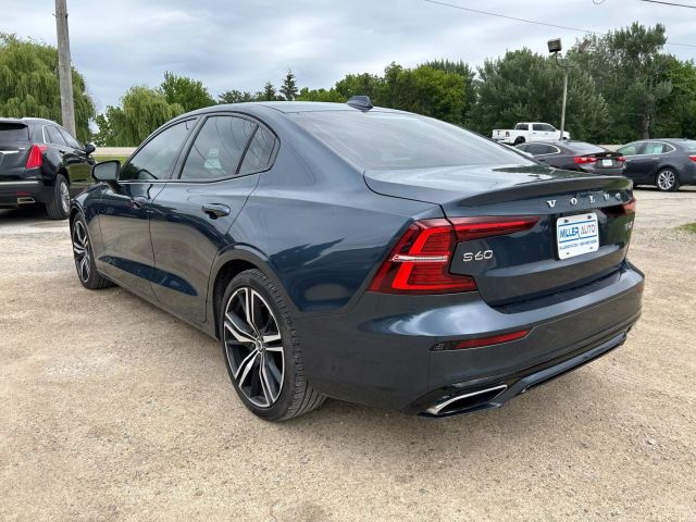 2020 Volvo S60 T6 R-Design photo 3