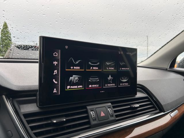 2021 Audi Q5 45 TFSI Premium photo 9