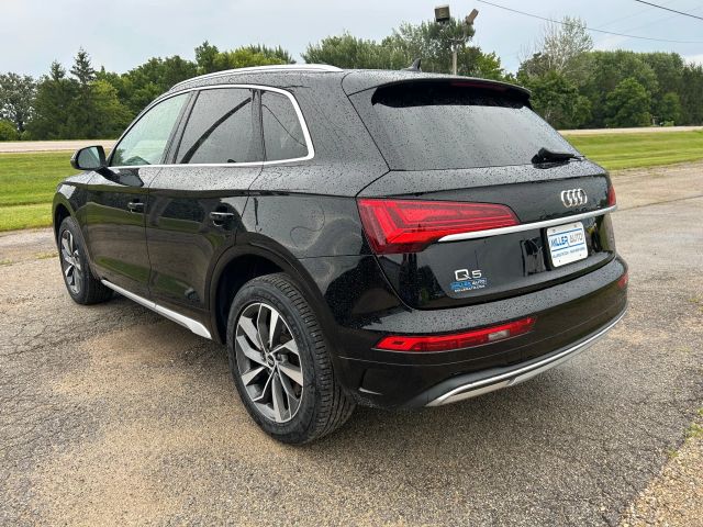 2021 Audi Q5 45 TFSI Premium photo 3