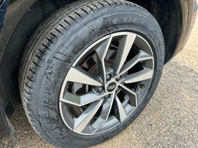 2021 Audi Q5 45 TFSI Premium photo 21