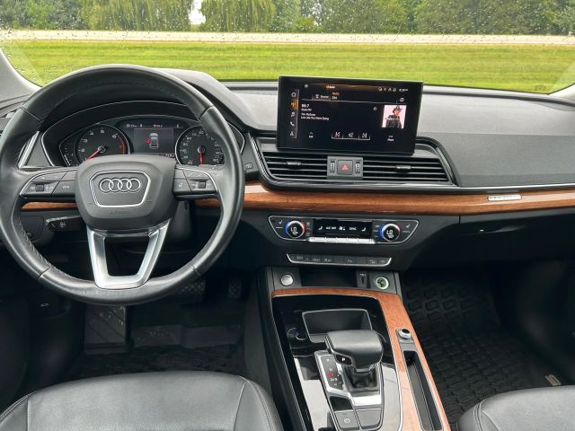 2021 Audi Q5 45 TFSI Premium photo 19