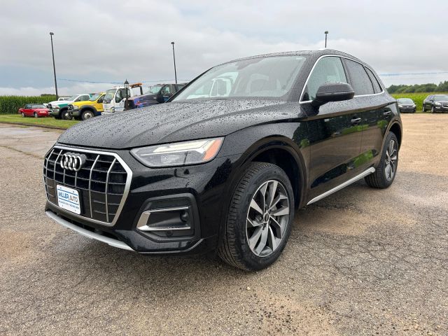 2021 Audi Q5 45 TFSI Premium photo 2