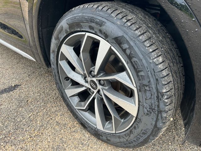 2021 Audi Q5 45 TFSI Premium photo 22