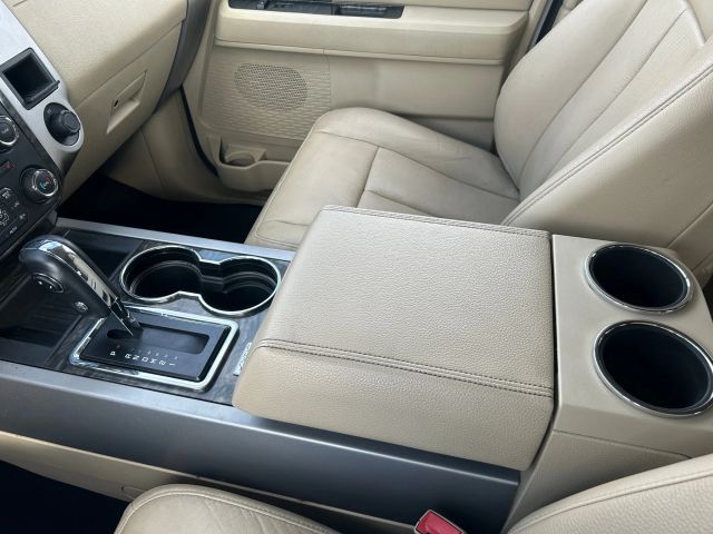 2016 Ford Expedition EL Limited photo 11