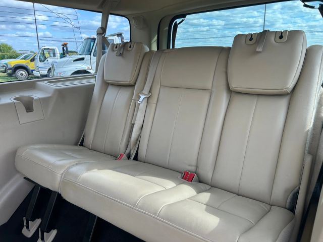 2016 Ford Expedition EL Limited photo 17