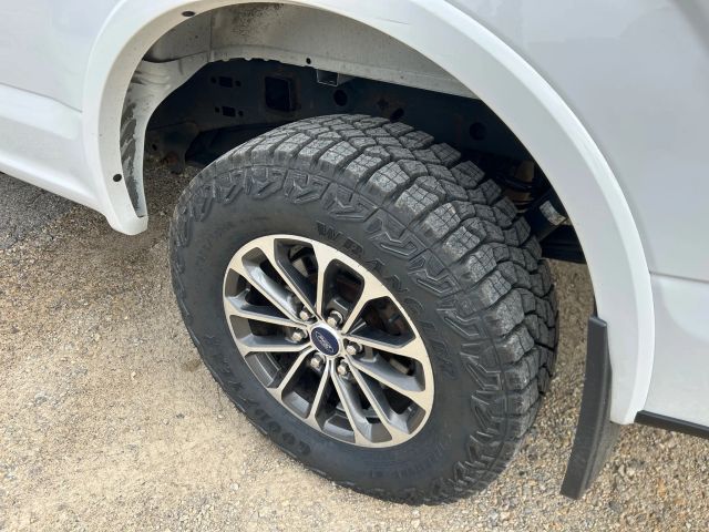 2018 Ford F-150 photo 24