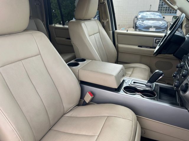 2016 Ford Expedition EL Limited photo 13