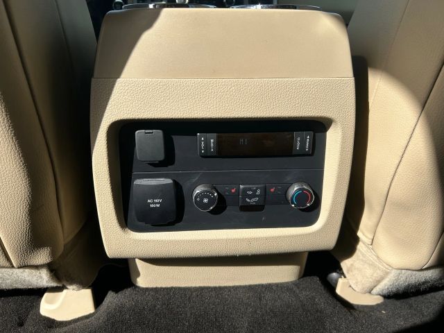 2016 Ford Expedition EL Limited photo 14