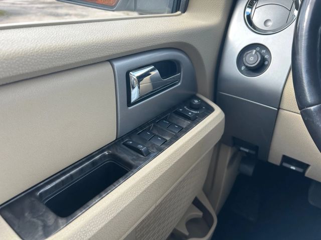 2016 Ford Expedition EL Limited photo 10