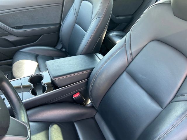 2018 Tesla Model 3 Long Range photo 10