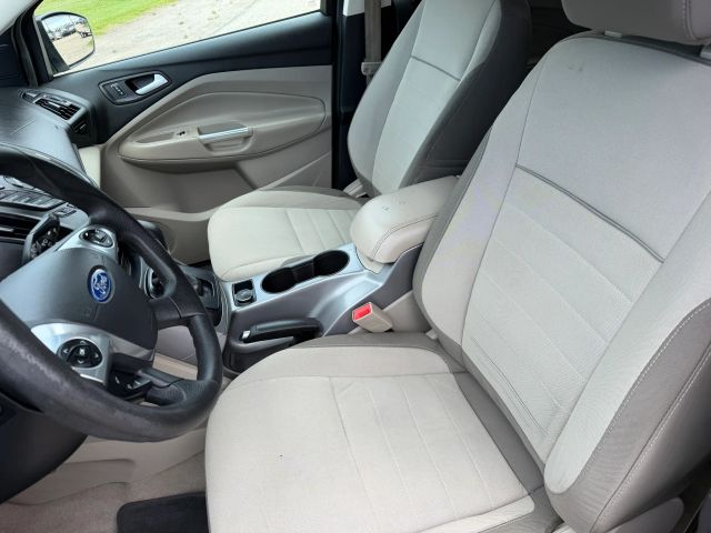 2015 Ford Escape SE - Photo 10
