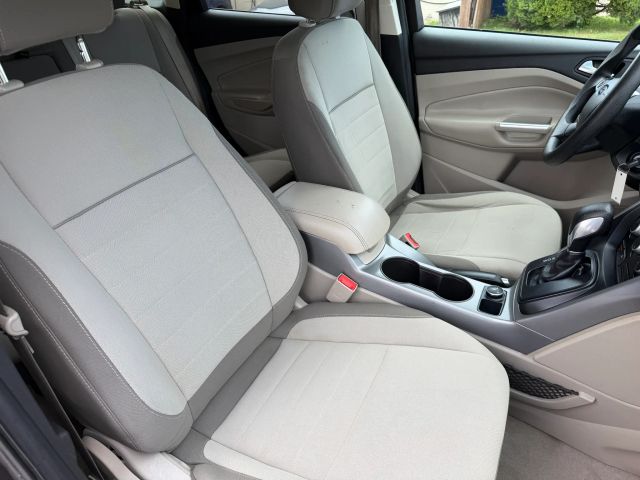 2015 Ford Escape SE - Photo 11
