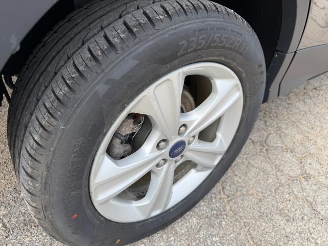 2015 Ford Escape SE - Photo 18
