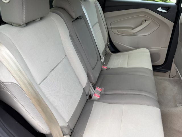 2015 Ford Escape SE - Photo 14