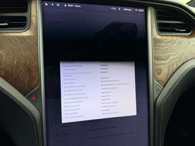 2020 Tesla Model X Long Range - Photo 8