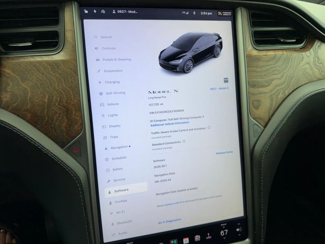 2020 Tesla Model X Long Range - Photo 7